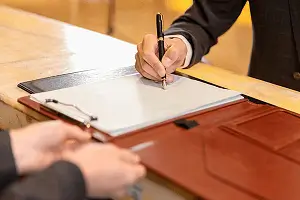 长春大学小铭老师简介