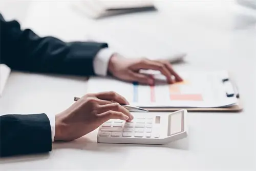 新疆财经大学简介照片